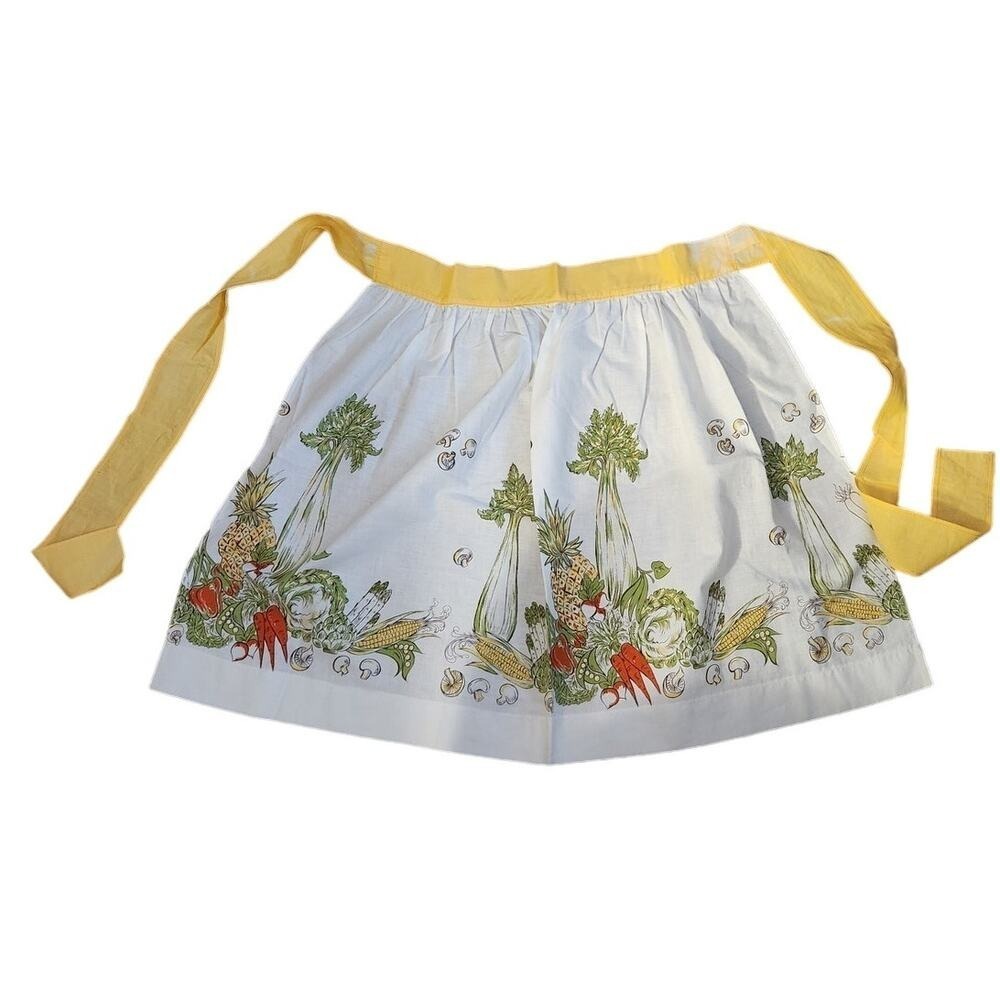 Vtg Handmade Half Apron 16"waist 21"lgth‎ 26"x2 ties flaw Read!